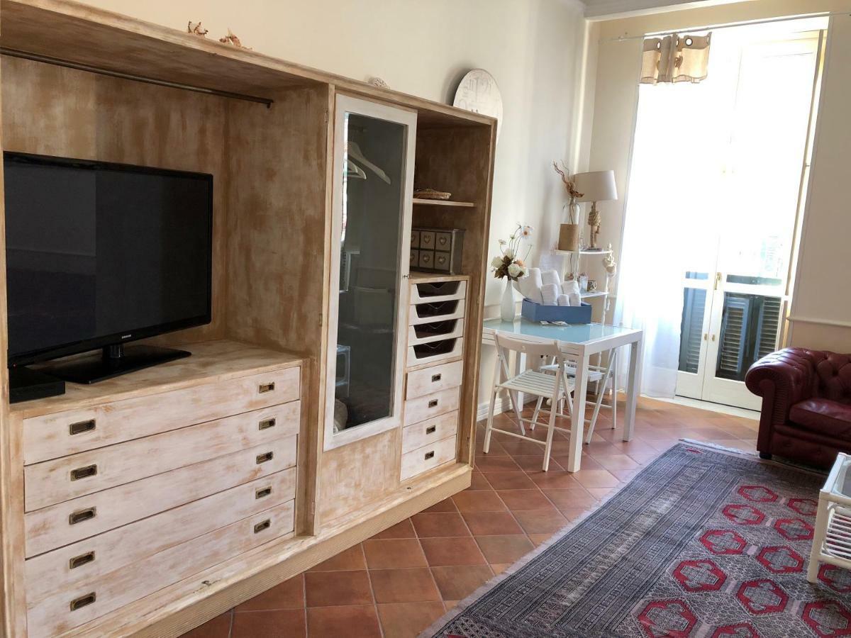 Bianca Suite B&B Салерно Екстериор снимка
